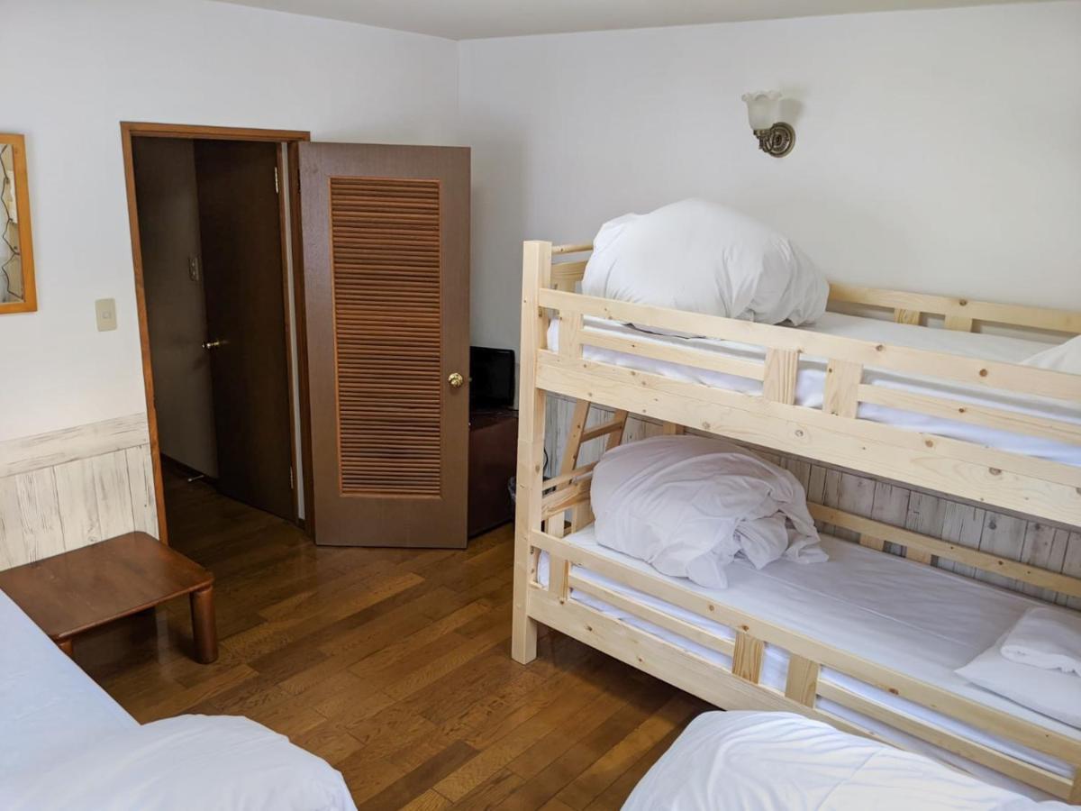 Chalet Banff - 6 Bedroom 6 Bathroom Ski Lodge Нисеко Екстериор снимка